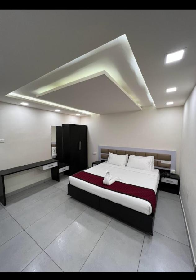 Clarks Inn Express ,Sirkazhi Εξωτερικό φωτογραφία