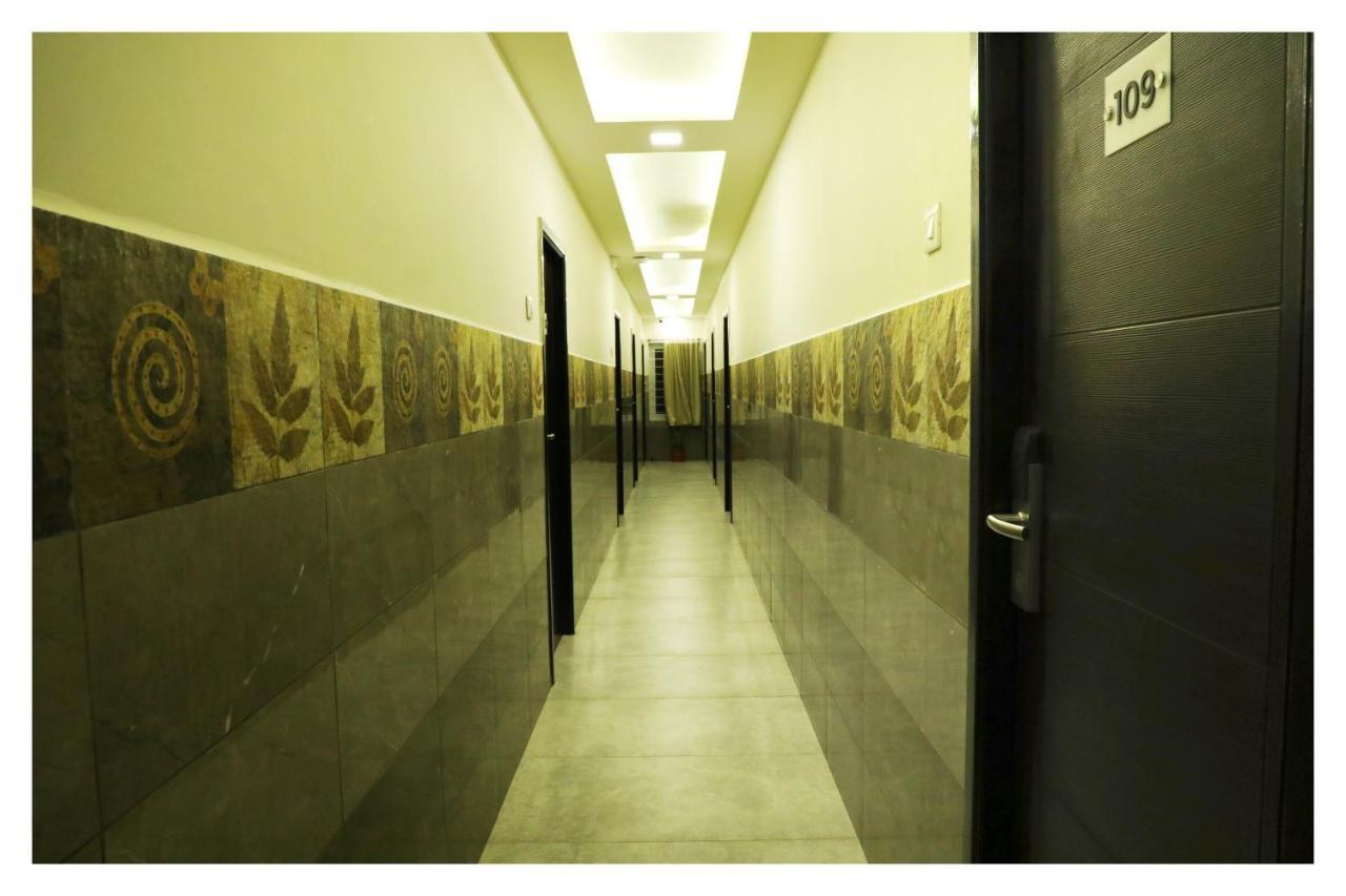 Clarks Inn Express ,Sirkazhi Εξωτερικό φωτογραφία